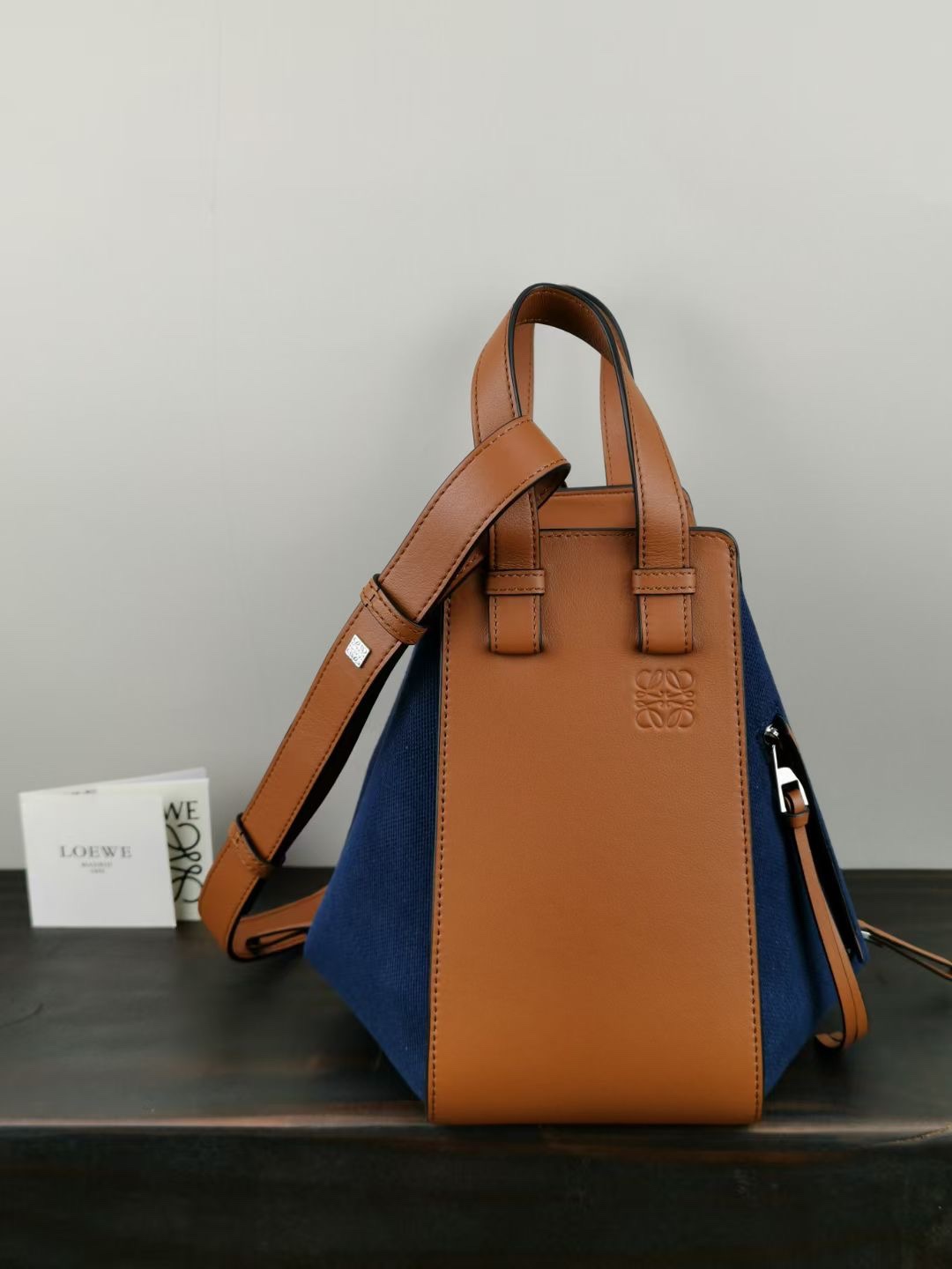 로에베 Loewe 3047 Hammock bag 26cm