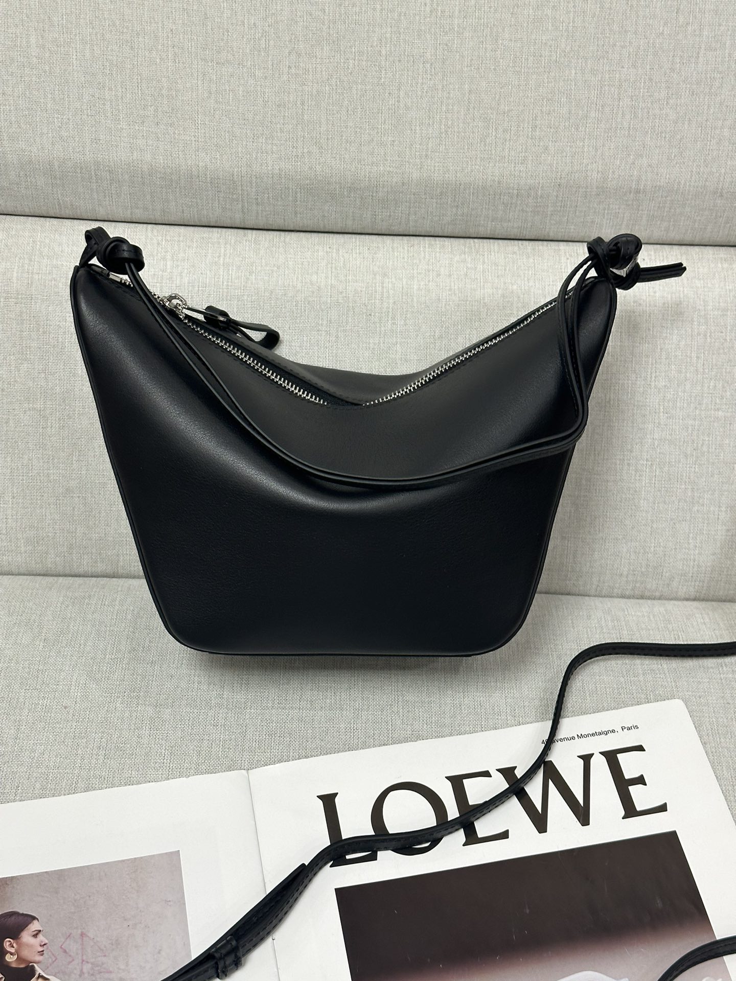 로에베 Loewe C923 Hammock hobo 28cm