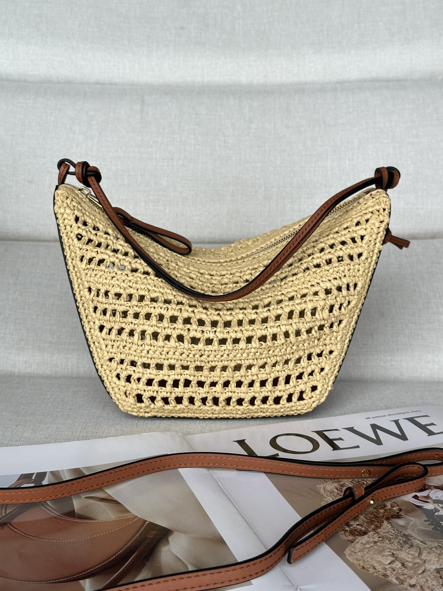 로에베 Loewe C923 Hammock hobo 28cm