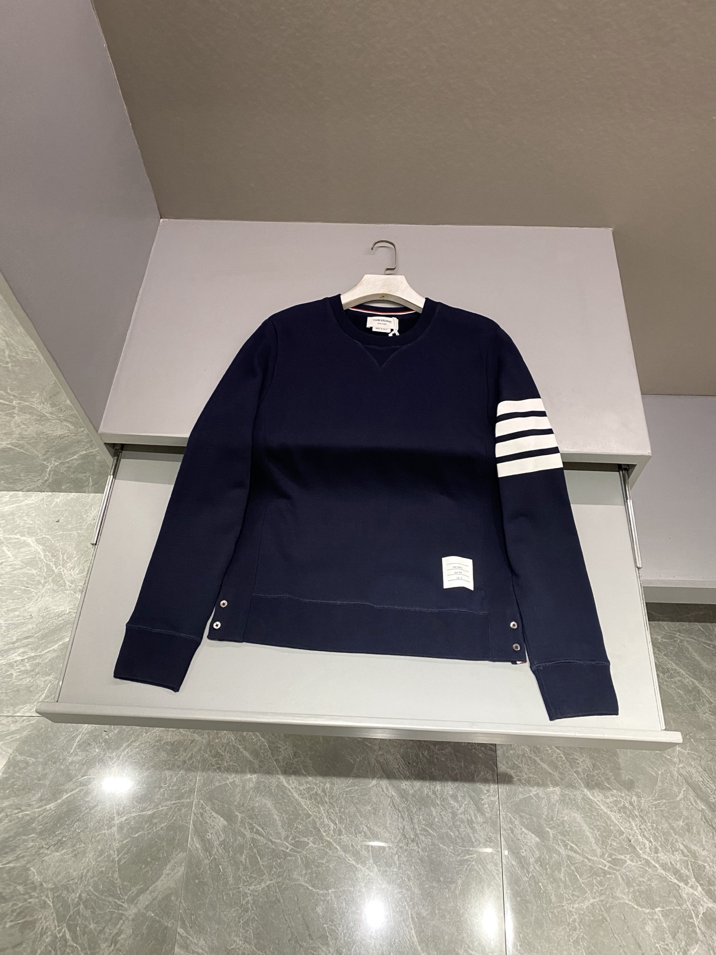 톰브라운 Thom Browne 맨투맨