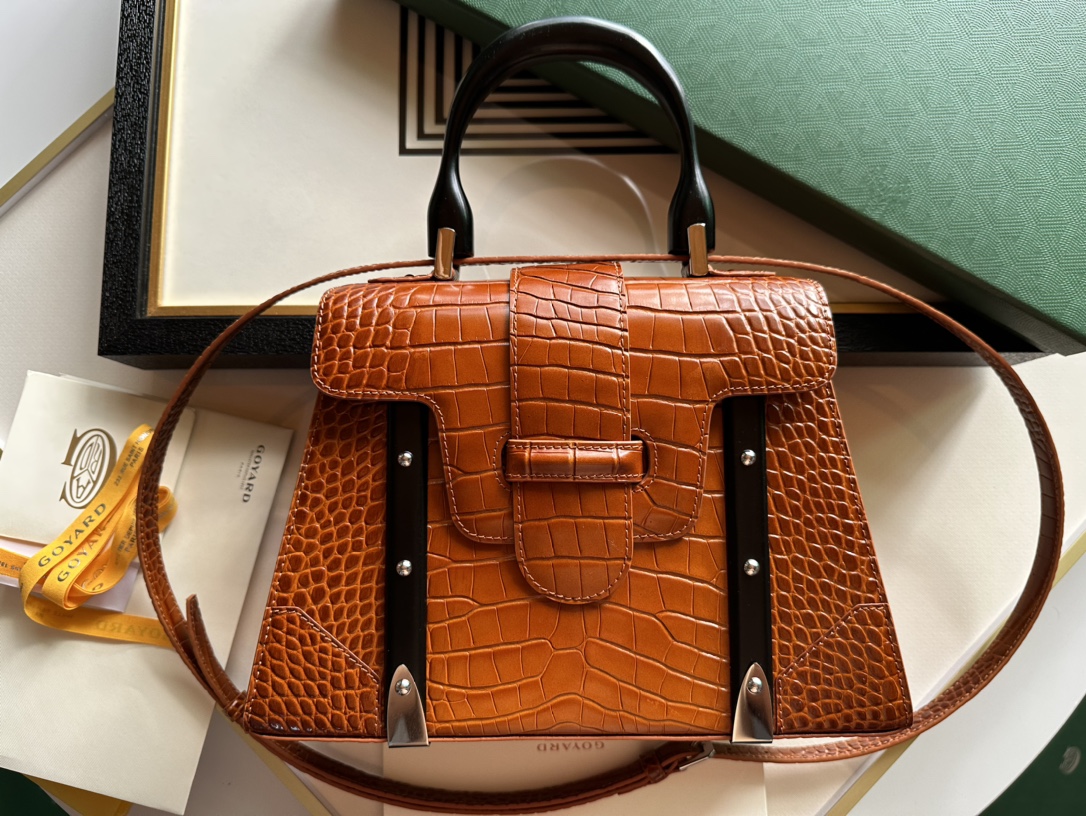 고야드 Goyard Saigon 탑 핸들백  20cm