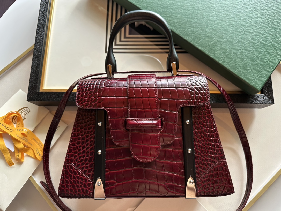 고야드 Goyard Saigon 탑 핸들백  20cm