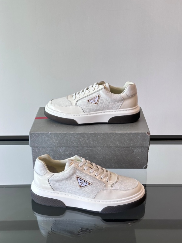 프라다 Prada 스니커즈