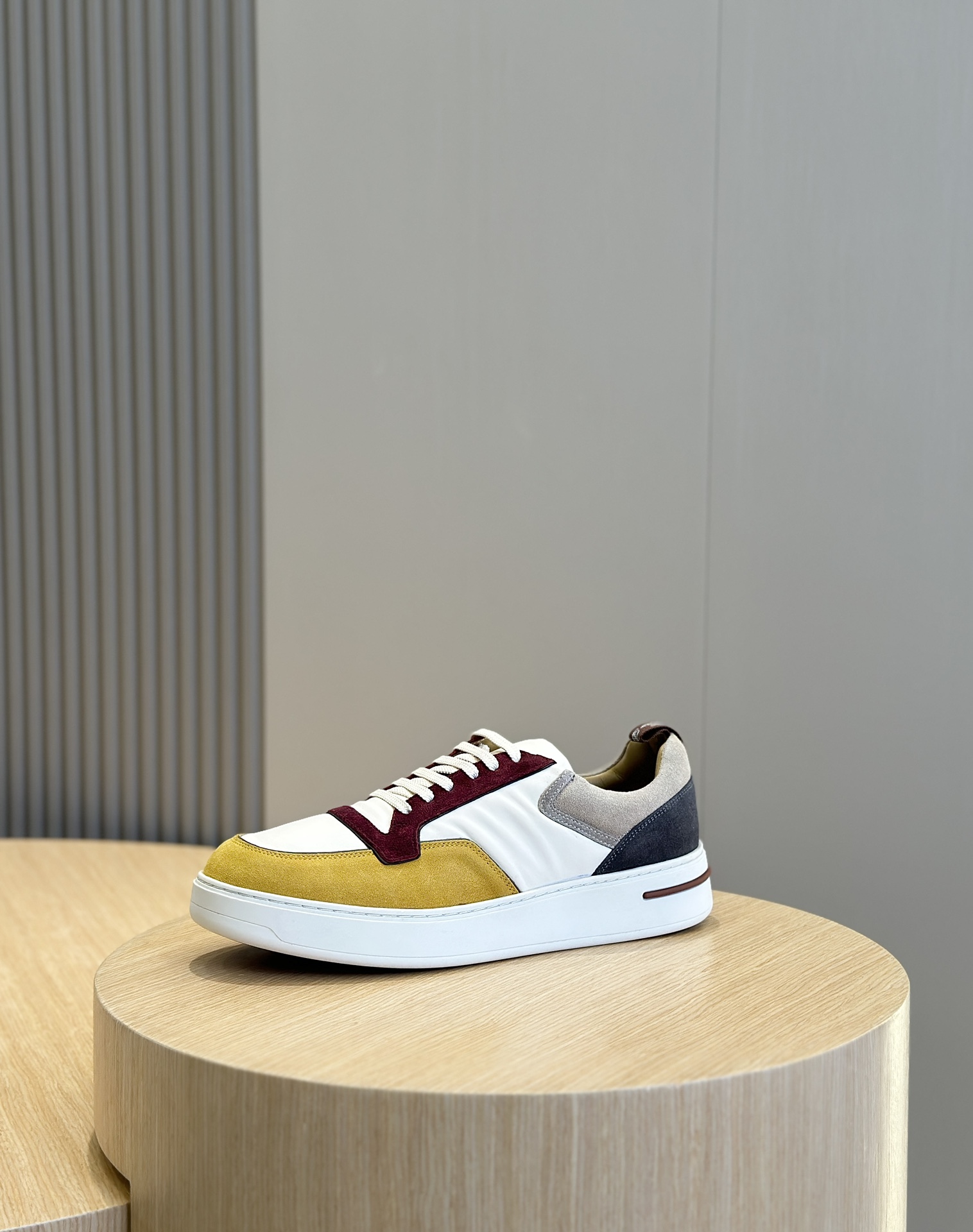로로피아나 LP Newport Walk 스니커즈