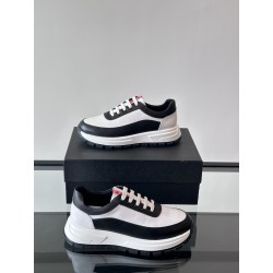 프라다 Prada 스니커즈