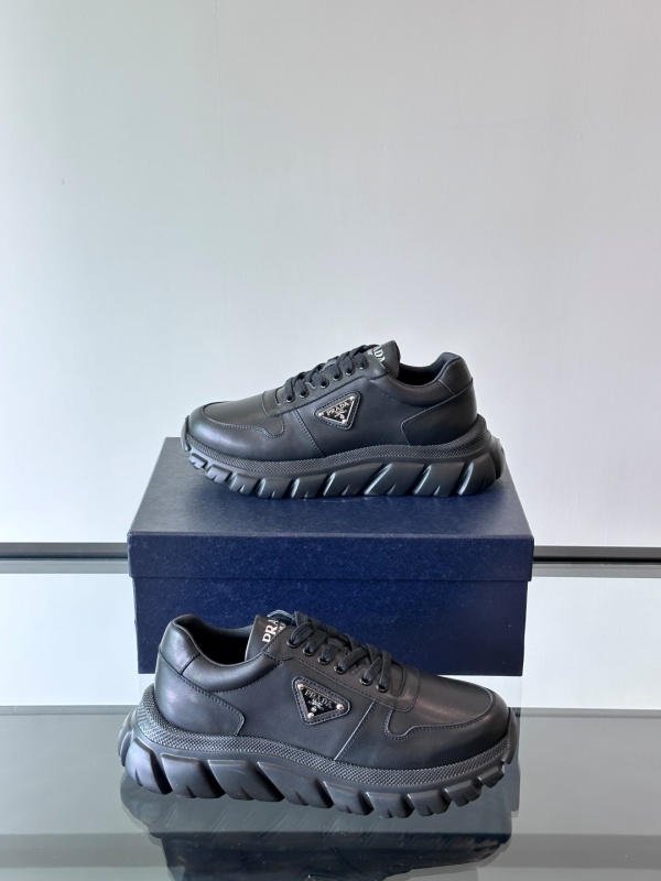 프라다 Prada 스니커즈