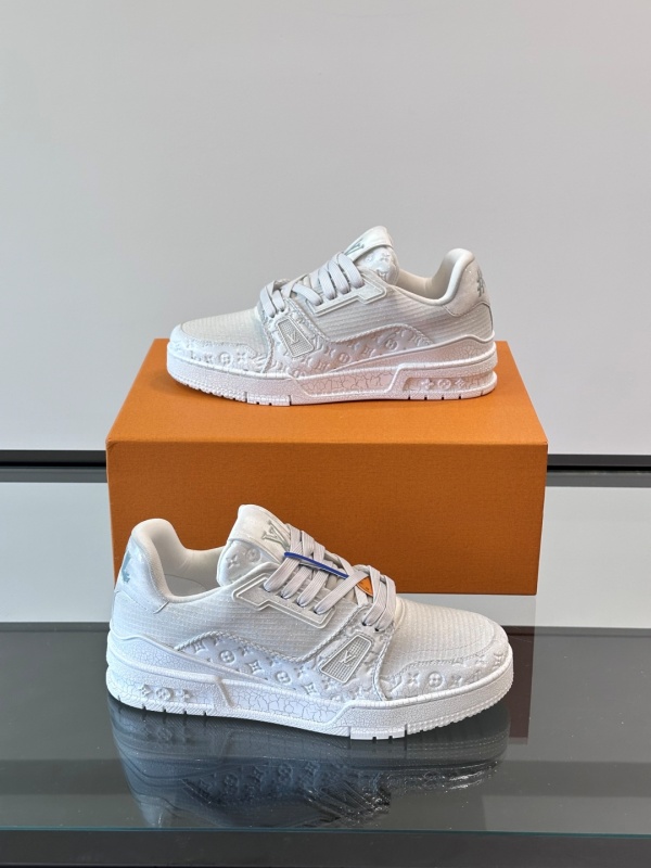 루이비통 LV TRAINER 스니커즈