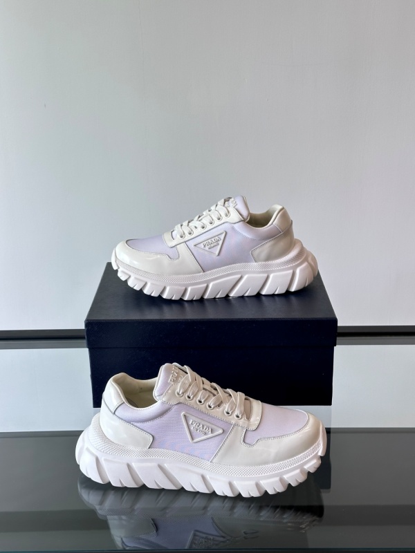 프라다 Prada 스니커즈