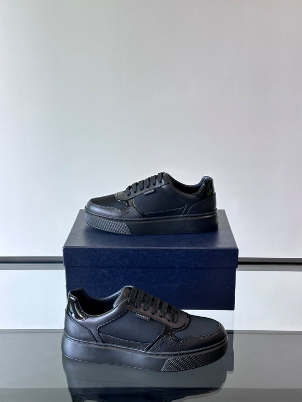 프라다 Prada 스니커즈