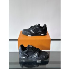 루이비통 LV TRAINER 스니커즈