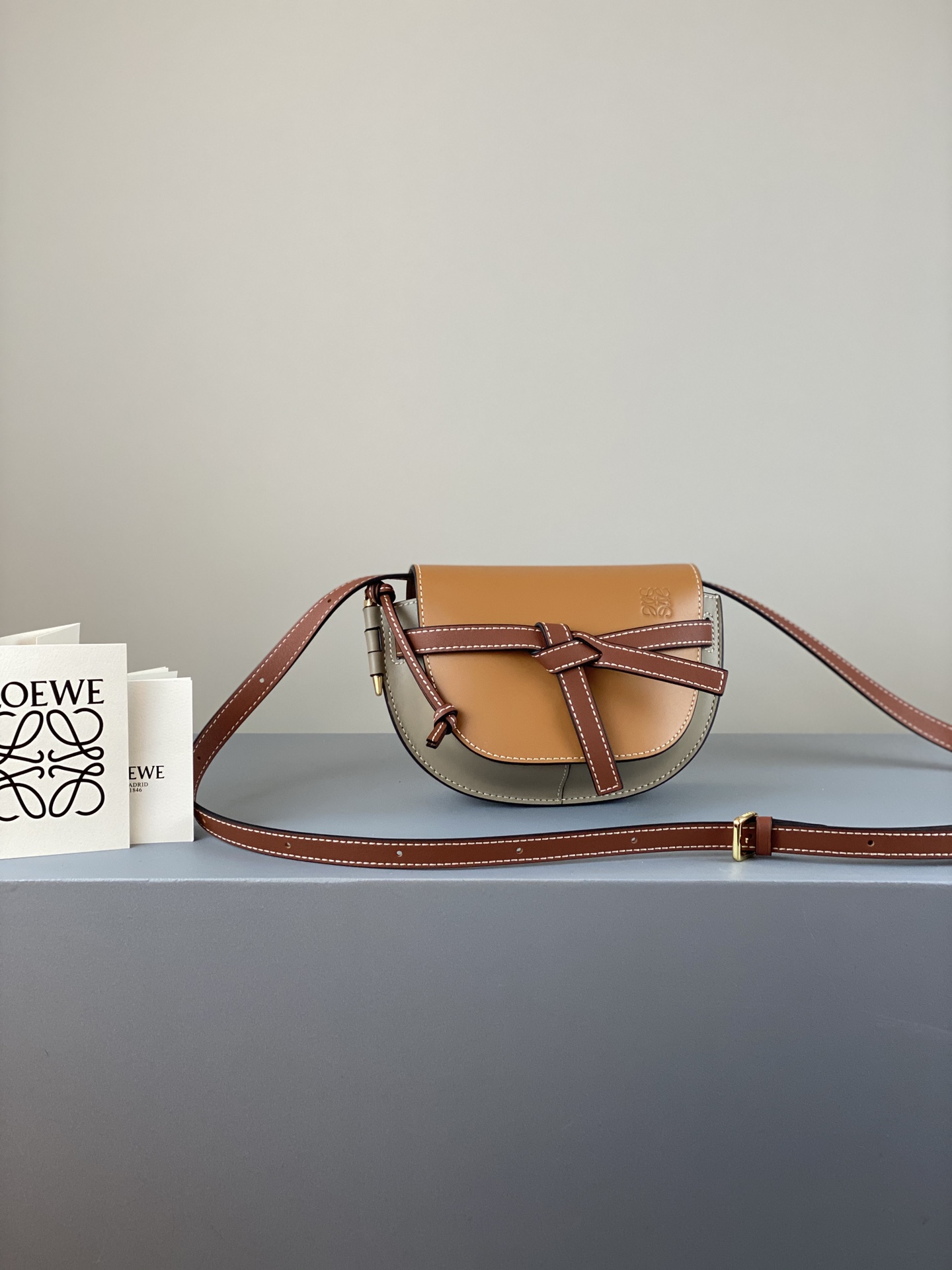 로에베 Loewe 56t17 Mini Gate Dual Bag In Soft Calfskin