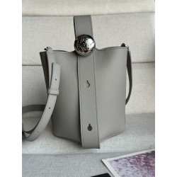 로에베 Loewe 332S Mini Pebble Bucket Bag