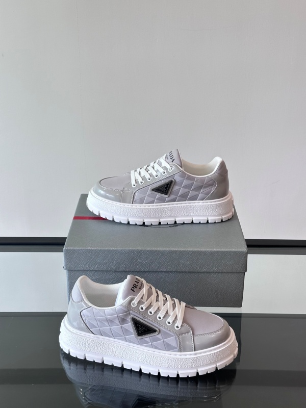 프라다 Prada 스니커즈