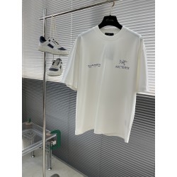 아크테릭스 ARC'TERYX 반팔 티셔츠