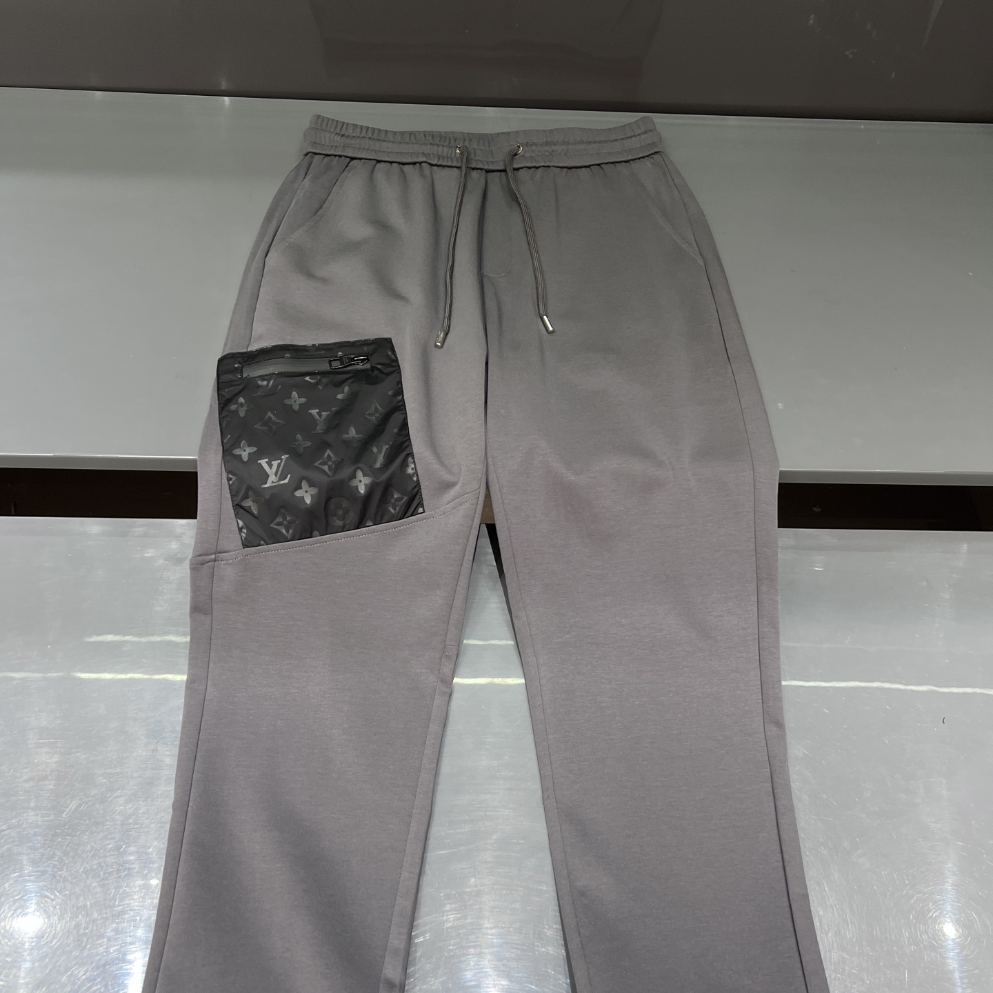 루이비통 Louis Vuitton 바지
