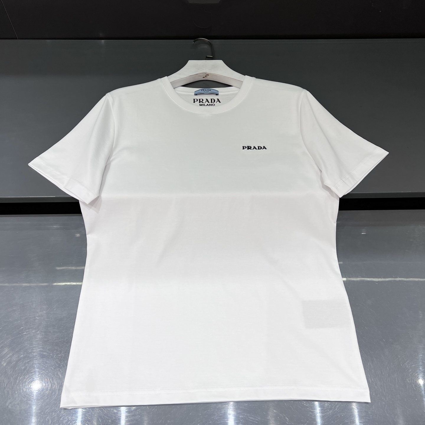 프라다 Prada 반팔 티셔츠