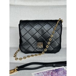 로에베 Loewe 9701 Puffer Goya in Pleated Shiny Nappa Lambskin Black