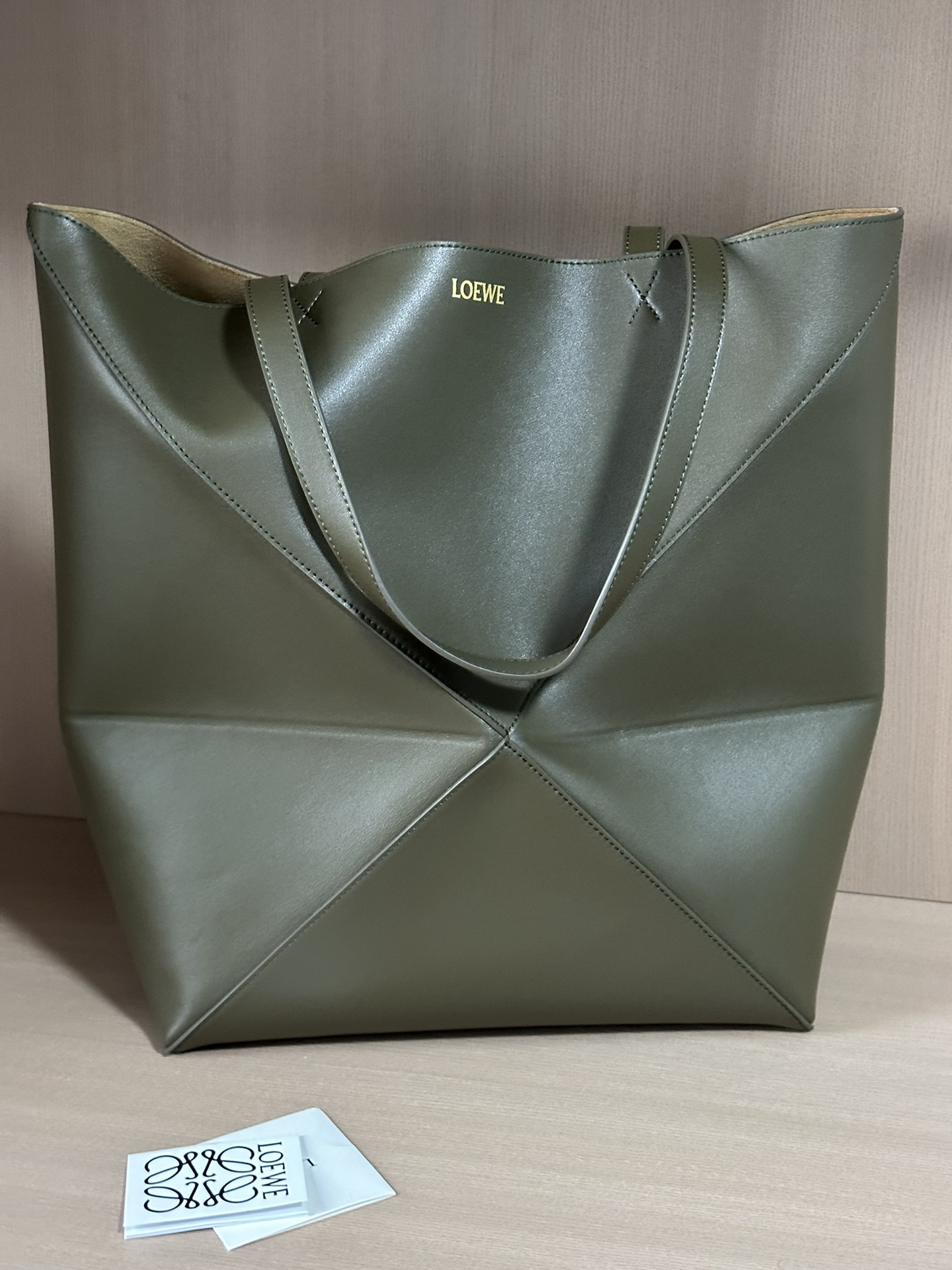 로에베 Loewe 1761 Large Puzzle Fold Tote In Shiny Calfskin 42cm