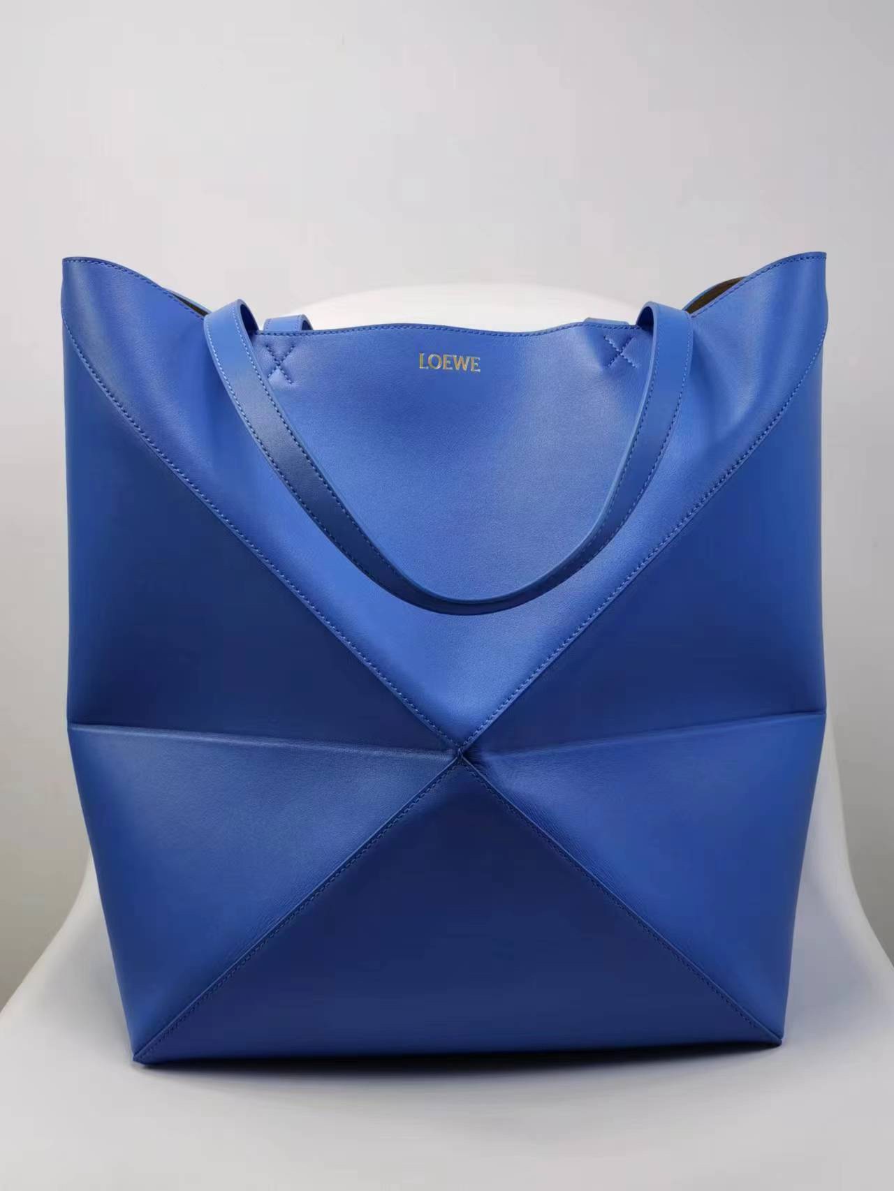 로에베 Loewe 1761 Large Puzzle Fold Tote In Shiny Calfskin Blue 42cm