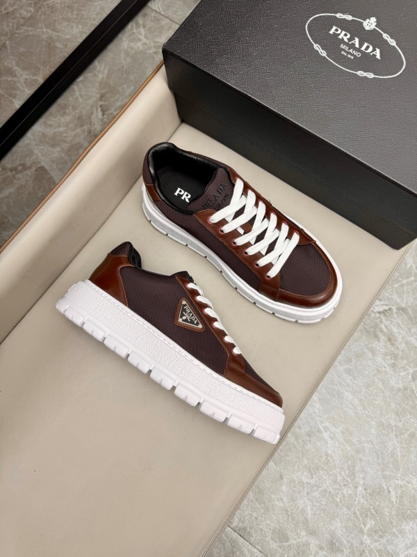 프라다 Prada 스니커즈