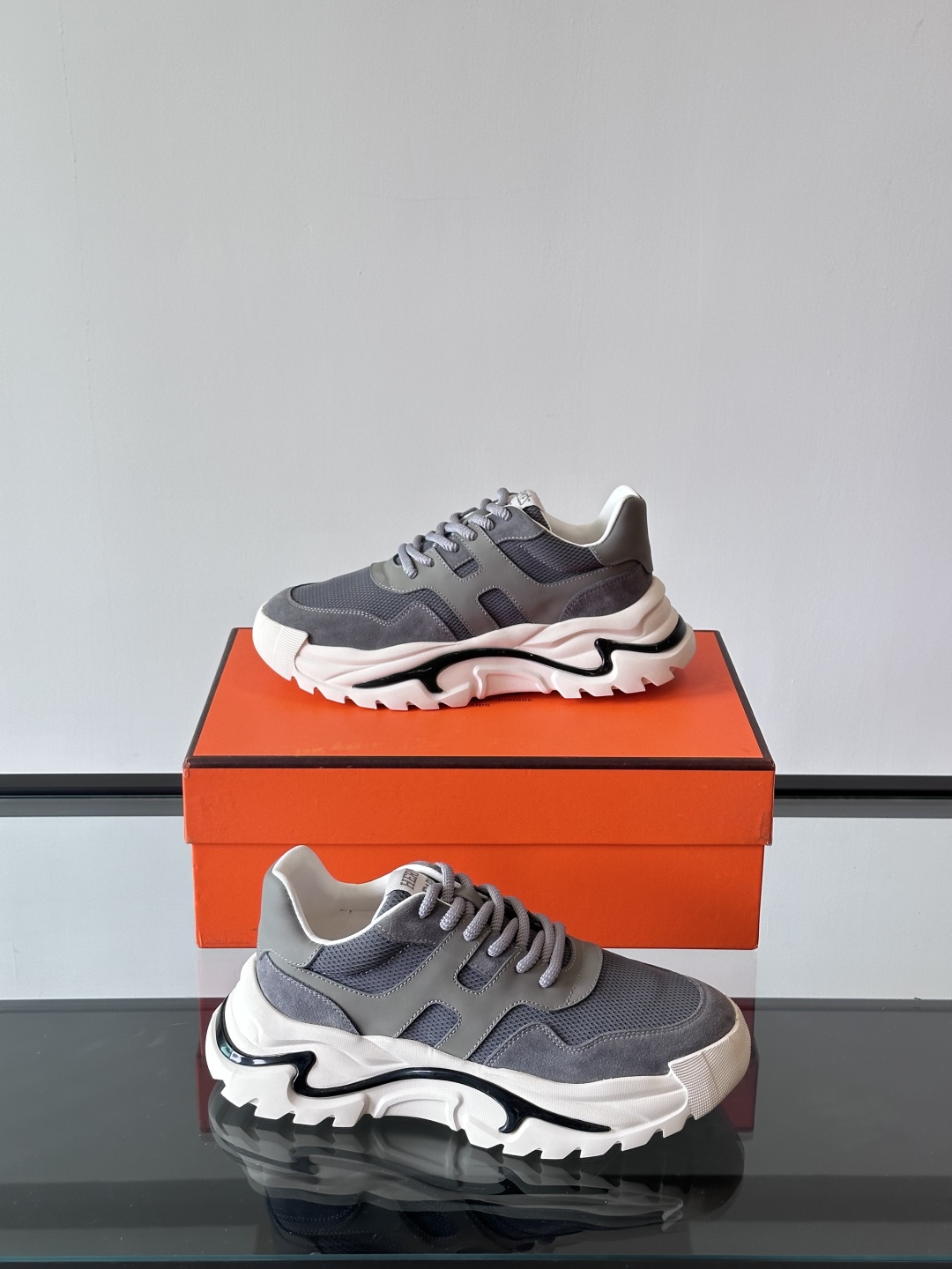 에르메스 Hermes 스니커즈