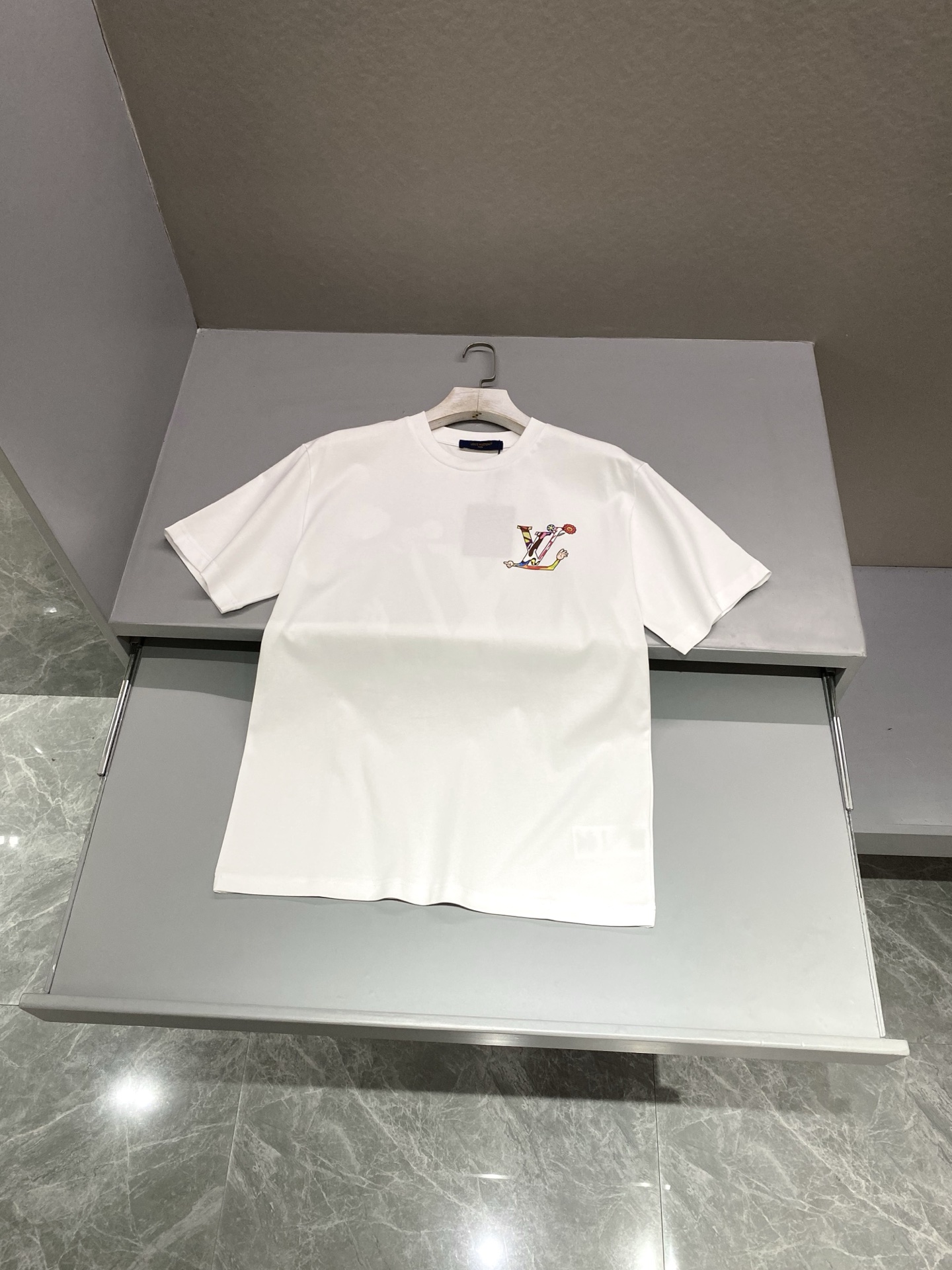 루이비통 Louis Vuitton 반팔 티셔츠