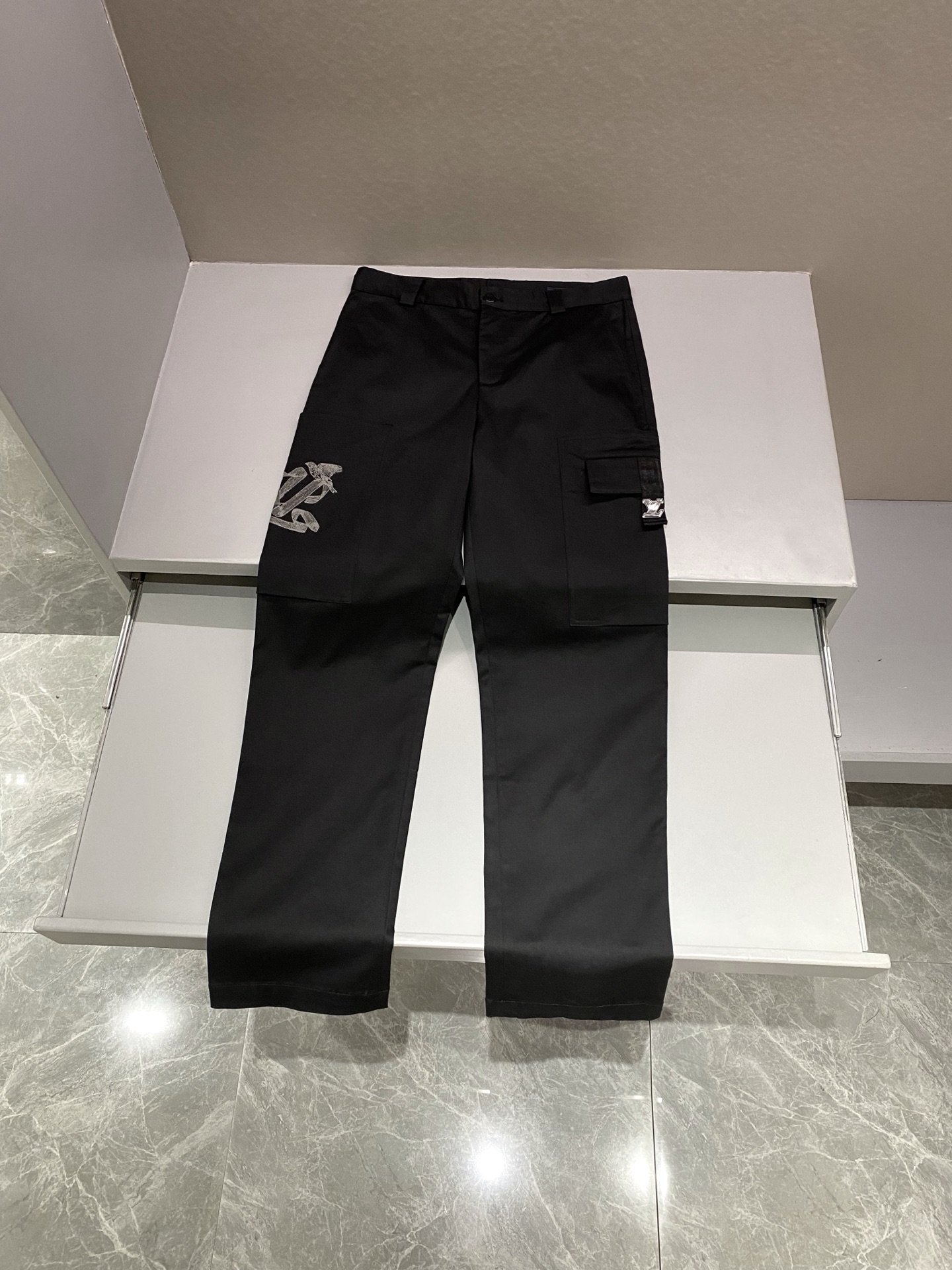 루이비통 Louis Vuitton 바지