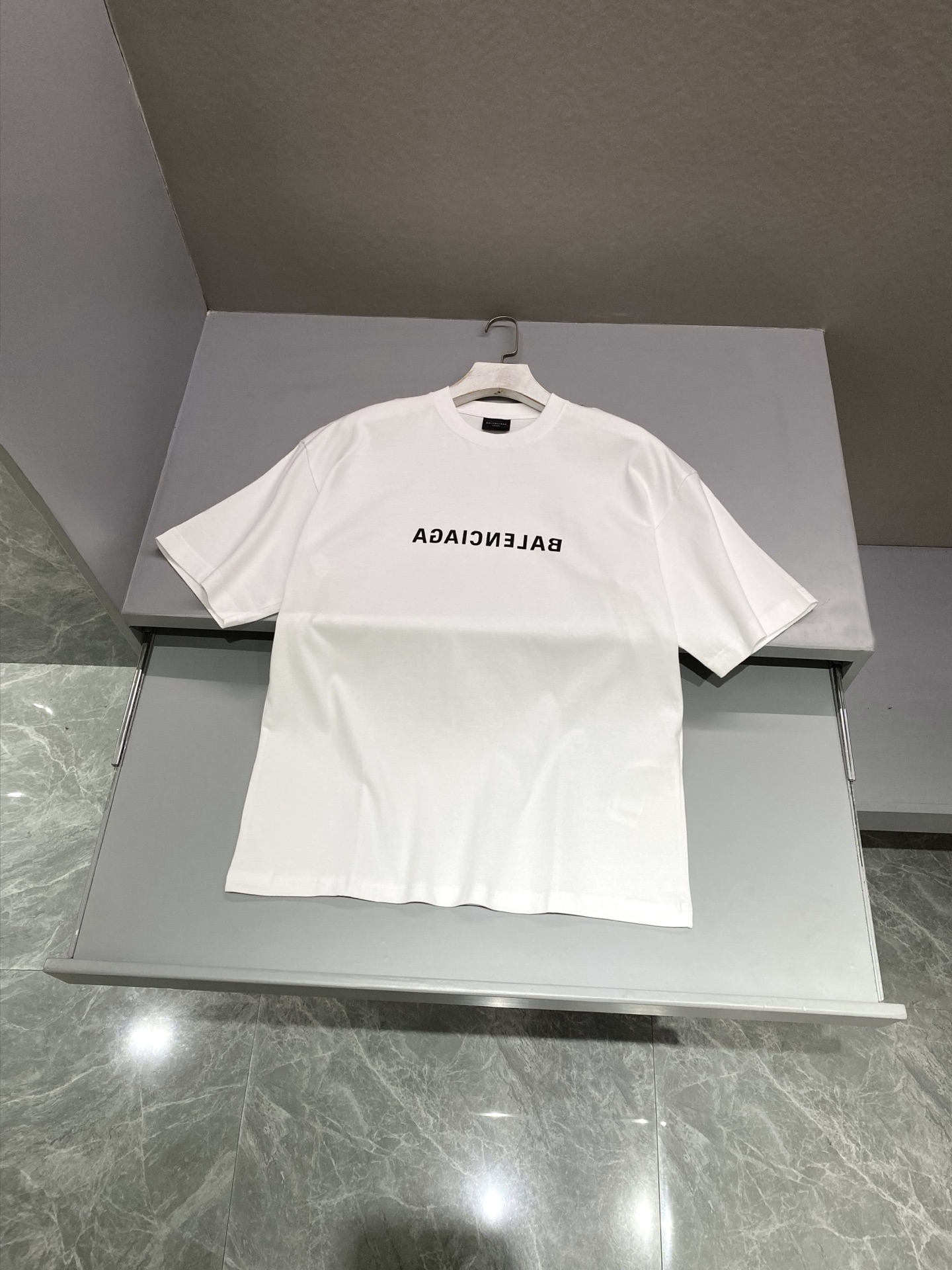 발렌시아가 Balenciaga 반팔 티셔츠