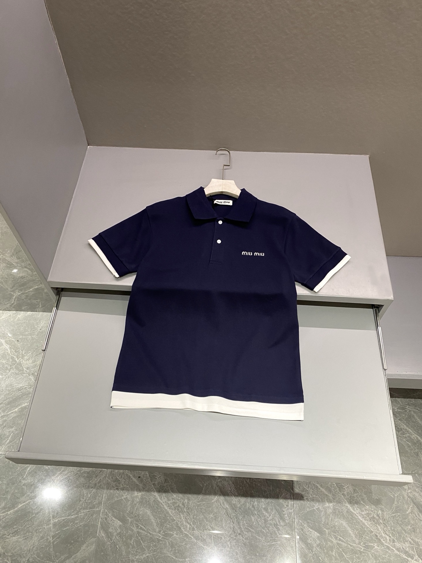 미우 미우 Miu Miu 반팔 티셔츠