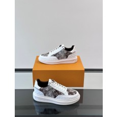 루이비통 Louis Vuitton 스니커즈