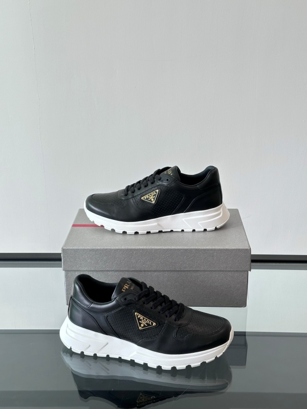 프라다 Prada 스니커즈