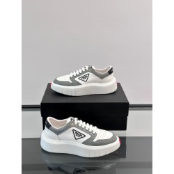 프라다 Prada 스니커즈