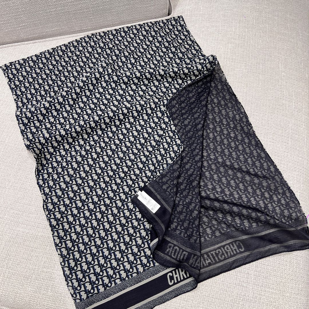 디올 Dior 스카프 70x200cm