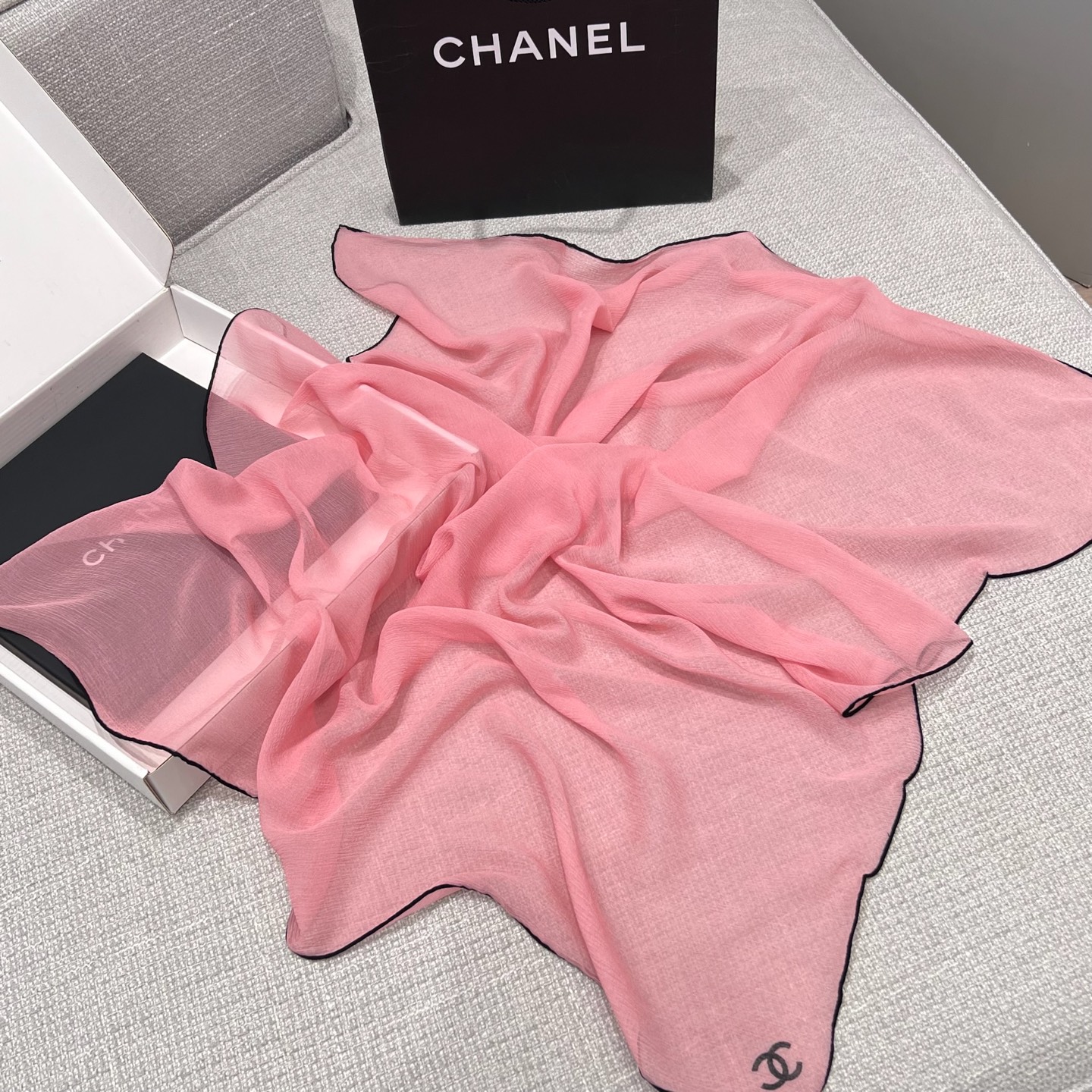 샤넬 CHANEL 스카프 90×90CM