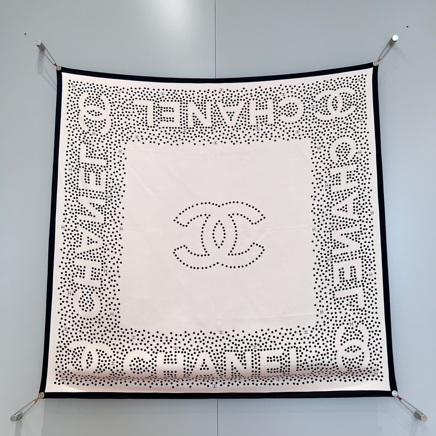 샤넬 CHANEL 스카프 90×90CM