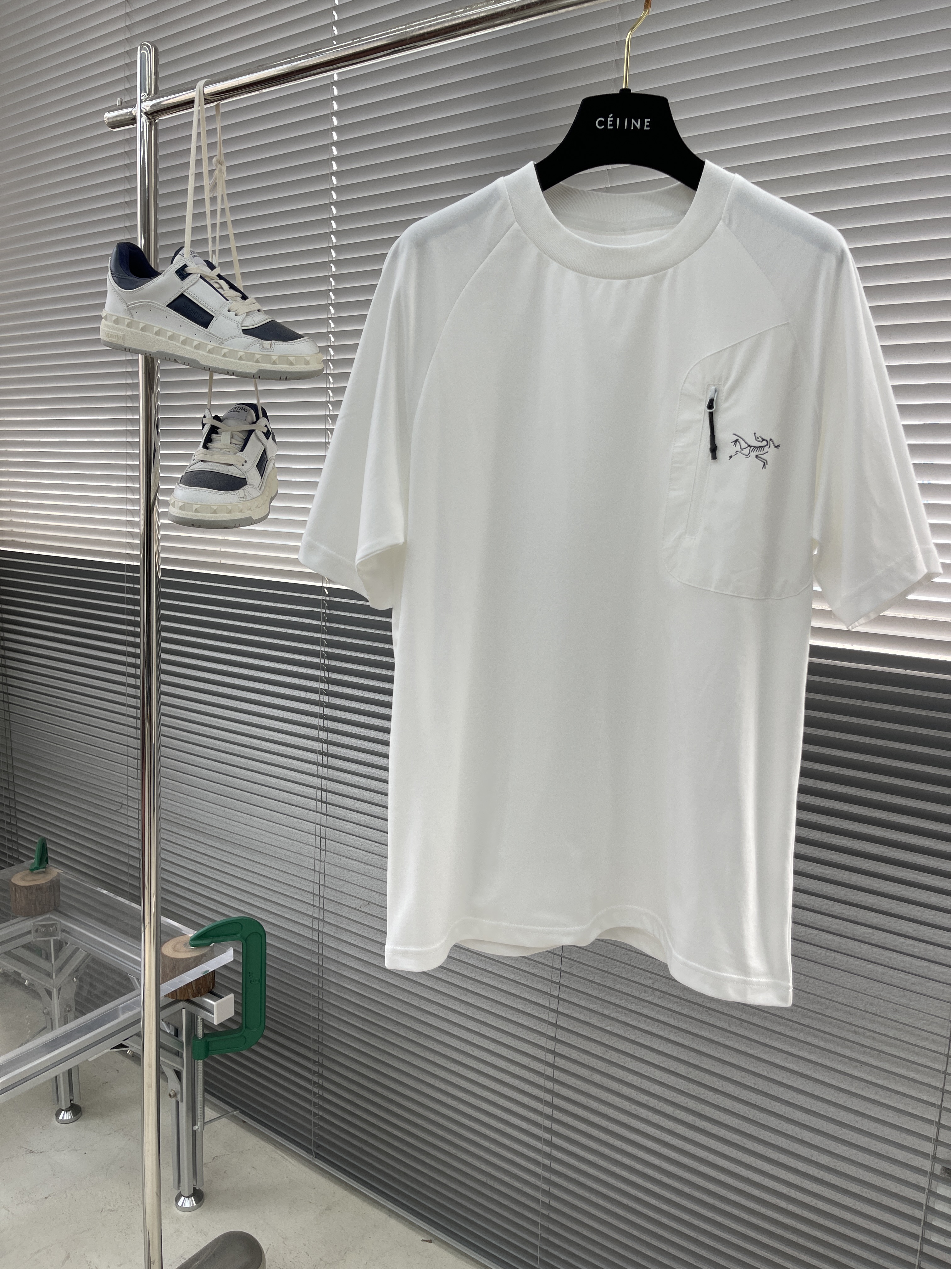 아크테릭스 ARC'TERYX 반팔 티셔츠