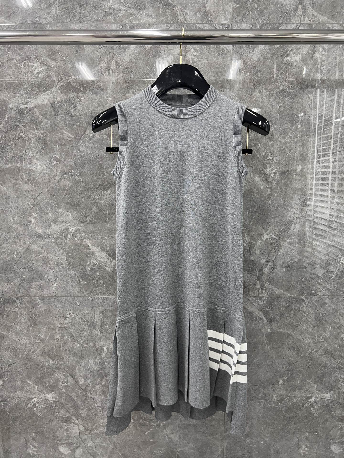 [대리석집] 톰브라운 Thom Browne 원피스