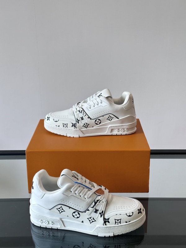 루이비통 Louis Vuitton 스니커즈