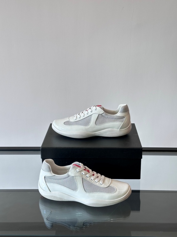 프라다 Prada 스니커즈