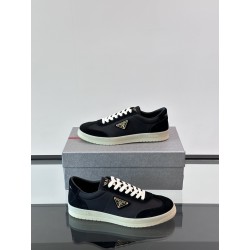 프라다 Prada 스니커즈