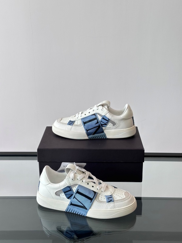 발렌티노 Valentino 스니커즈