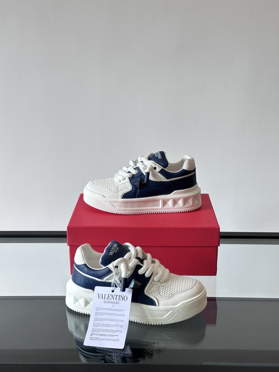 발렌티노 Valentino 스니커즈