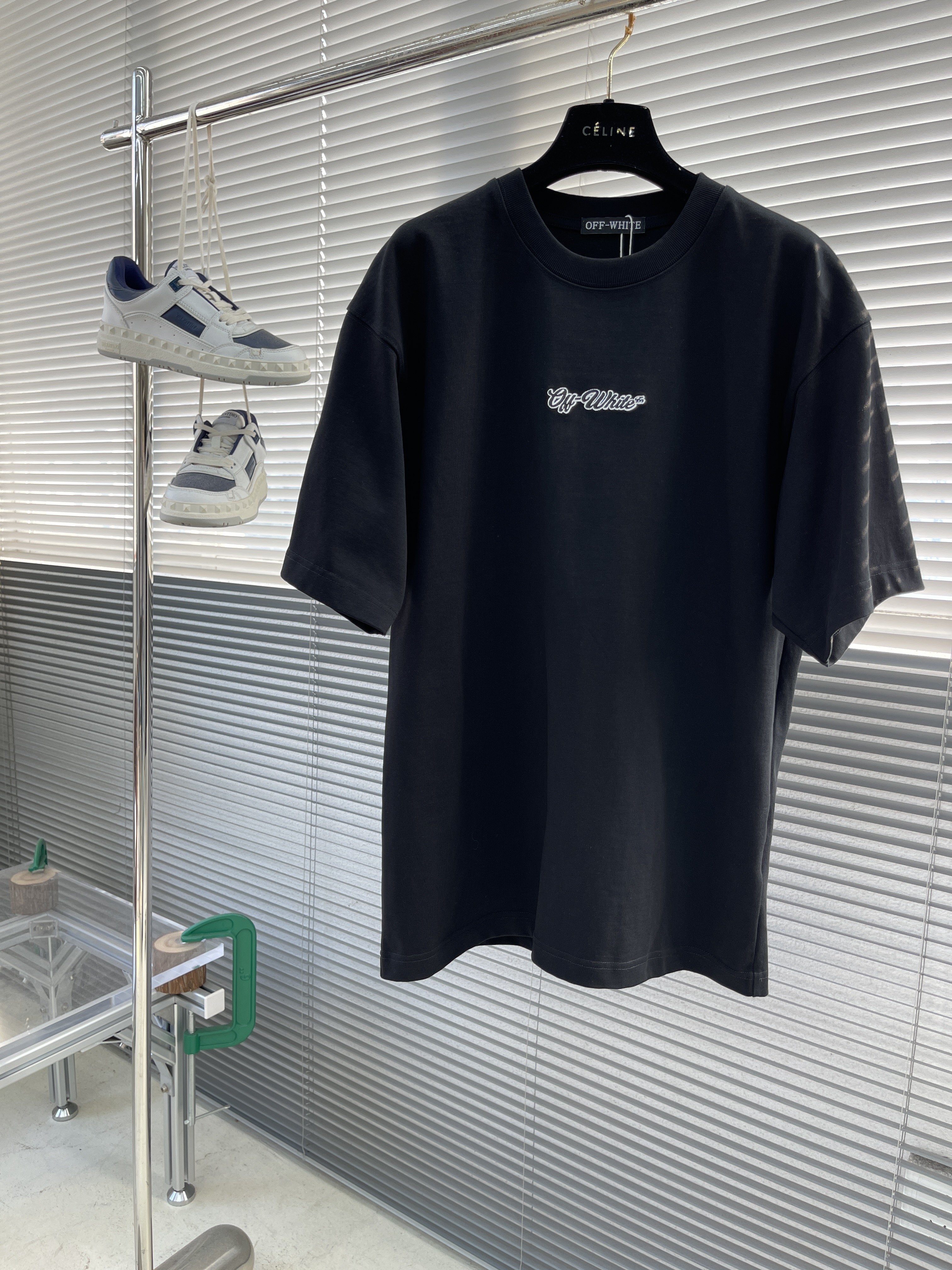 오프화이트 (Off-White) 반팔 티셔츠