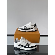 루이비통 LV TRAINER 스니커즈