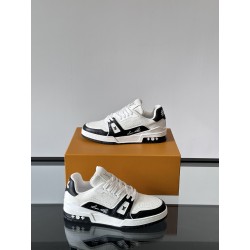 루이비통 LV TRAINER 스니커즈