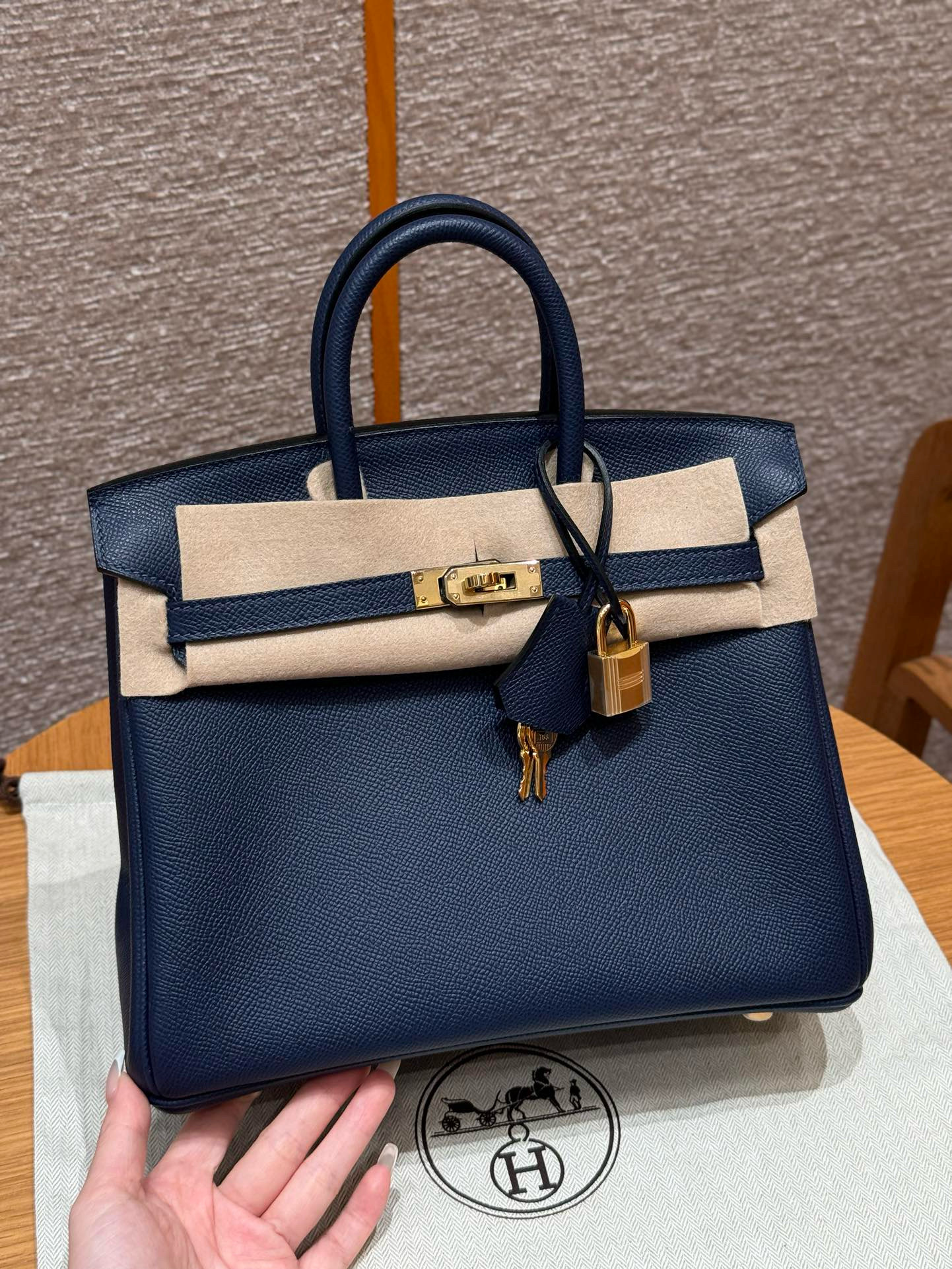 에르메스 Hermes Birkin 25cm Epsom Retourne 73 Blue saphir/gold