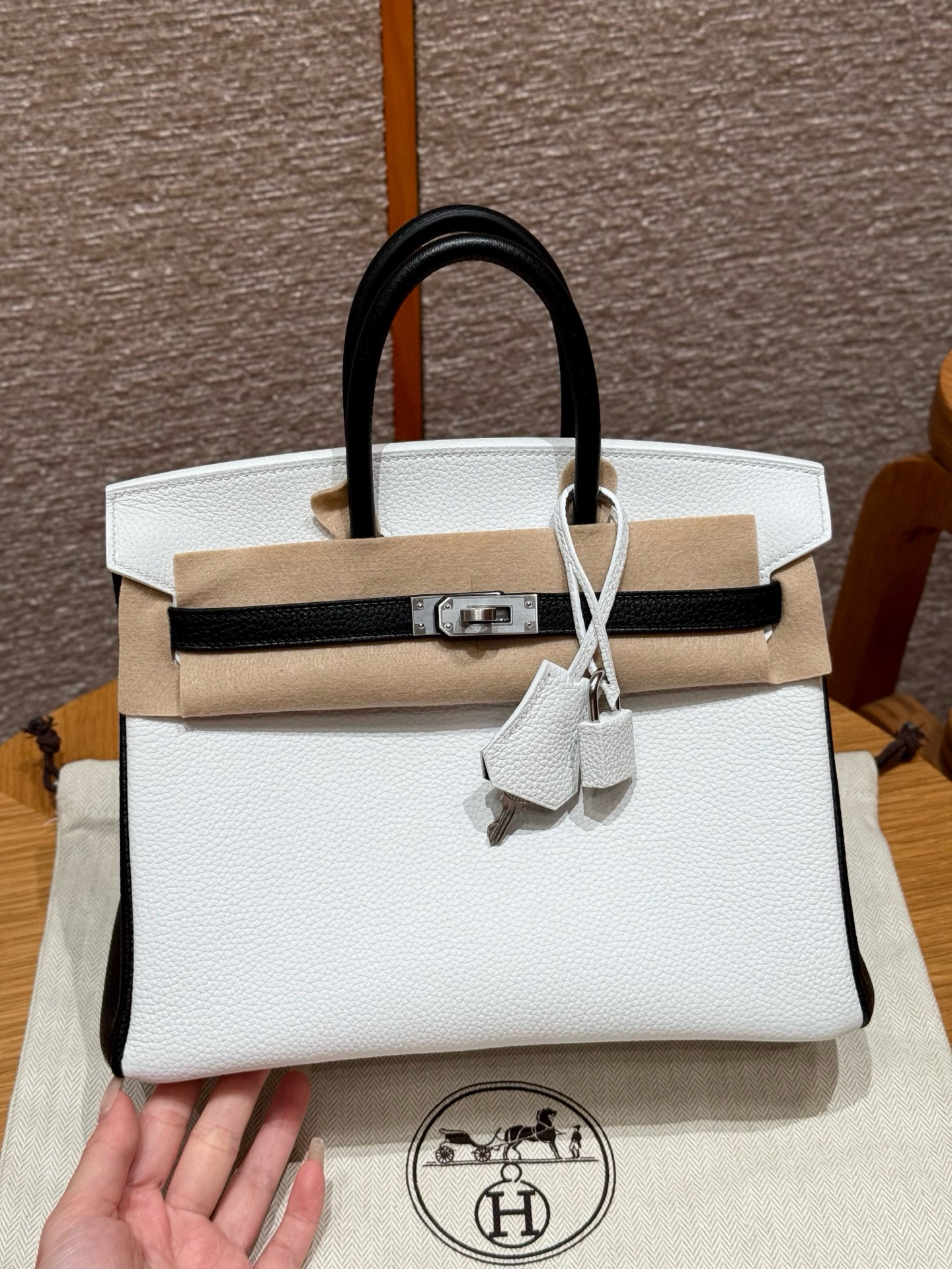 에르메스 Hermes Birkin 25cm Togo 01 Blanc and 89 Noir/silver
