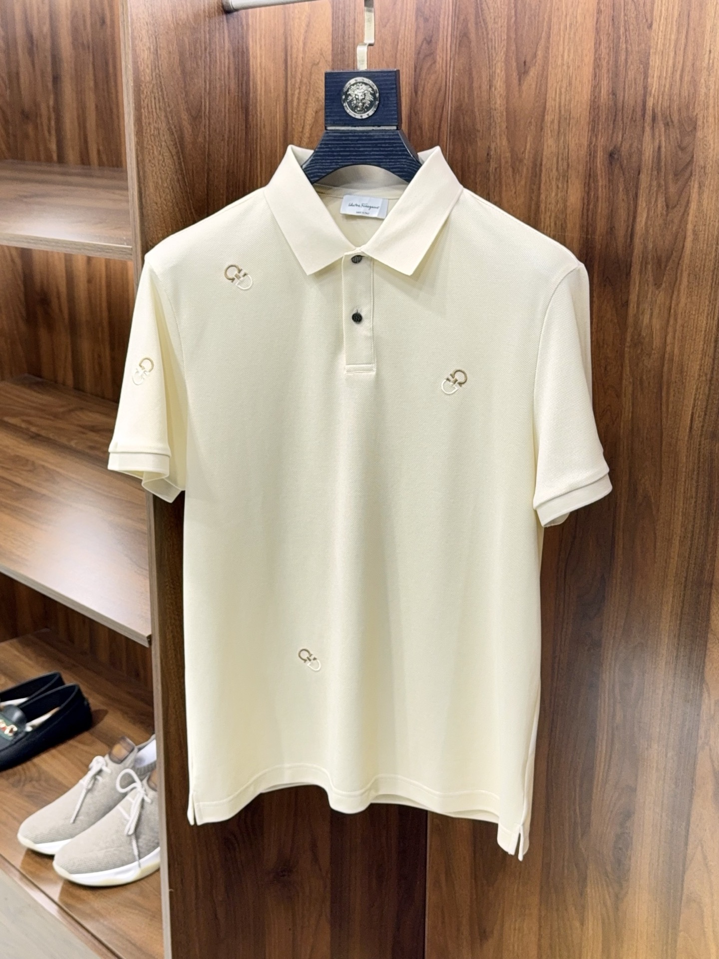 살바토레 페라가모 Salvatore Ferragamo 반팔 티셔츠