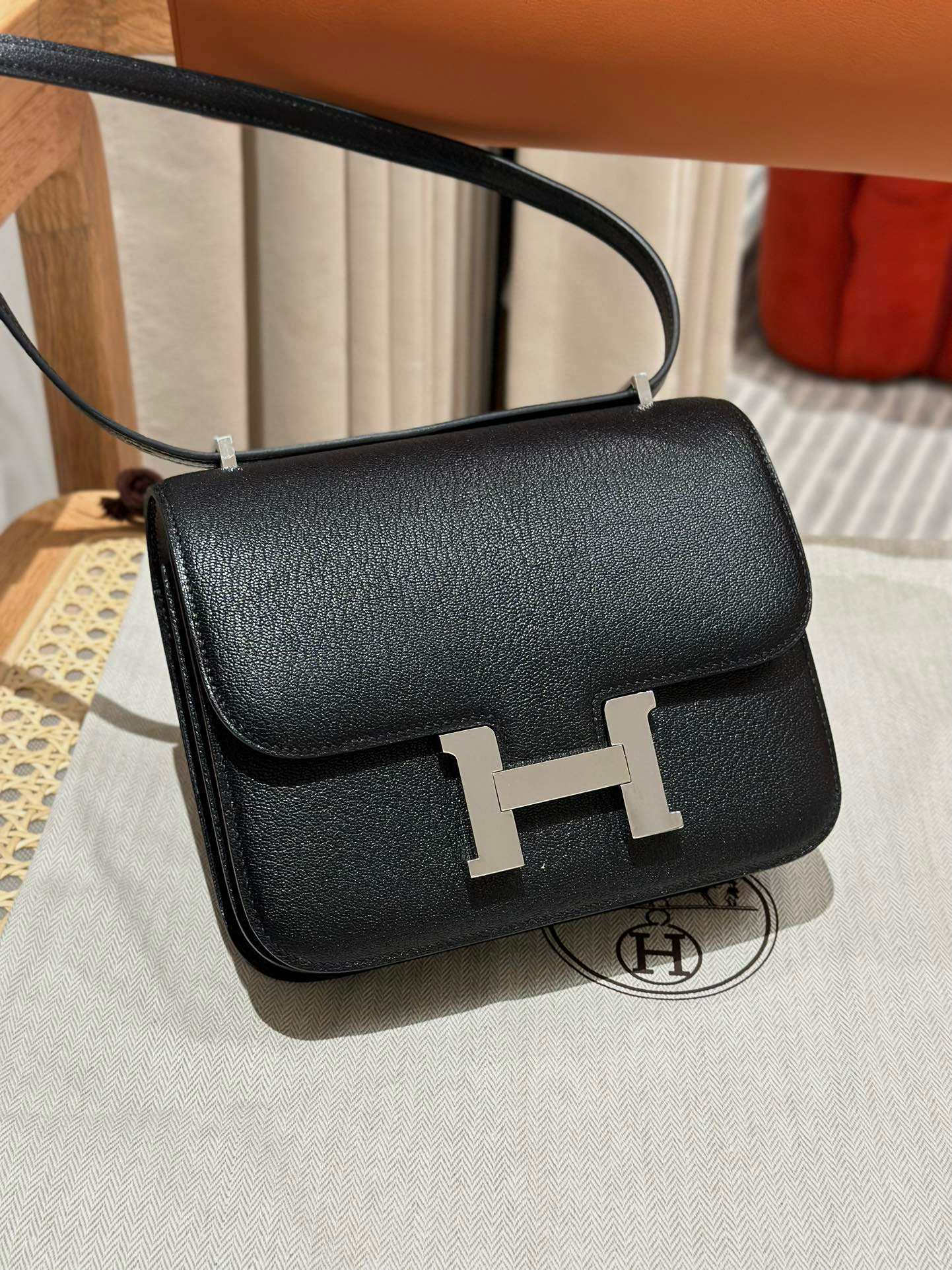 에르메스 Hermes Constance 19cm chèvre 89 Noir/silver