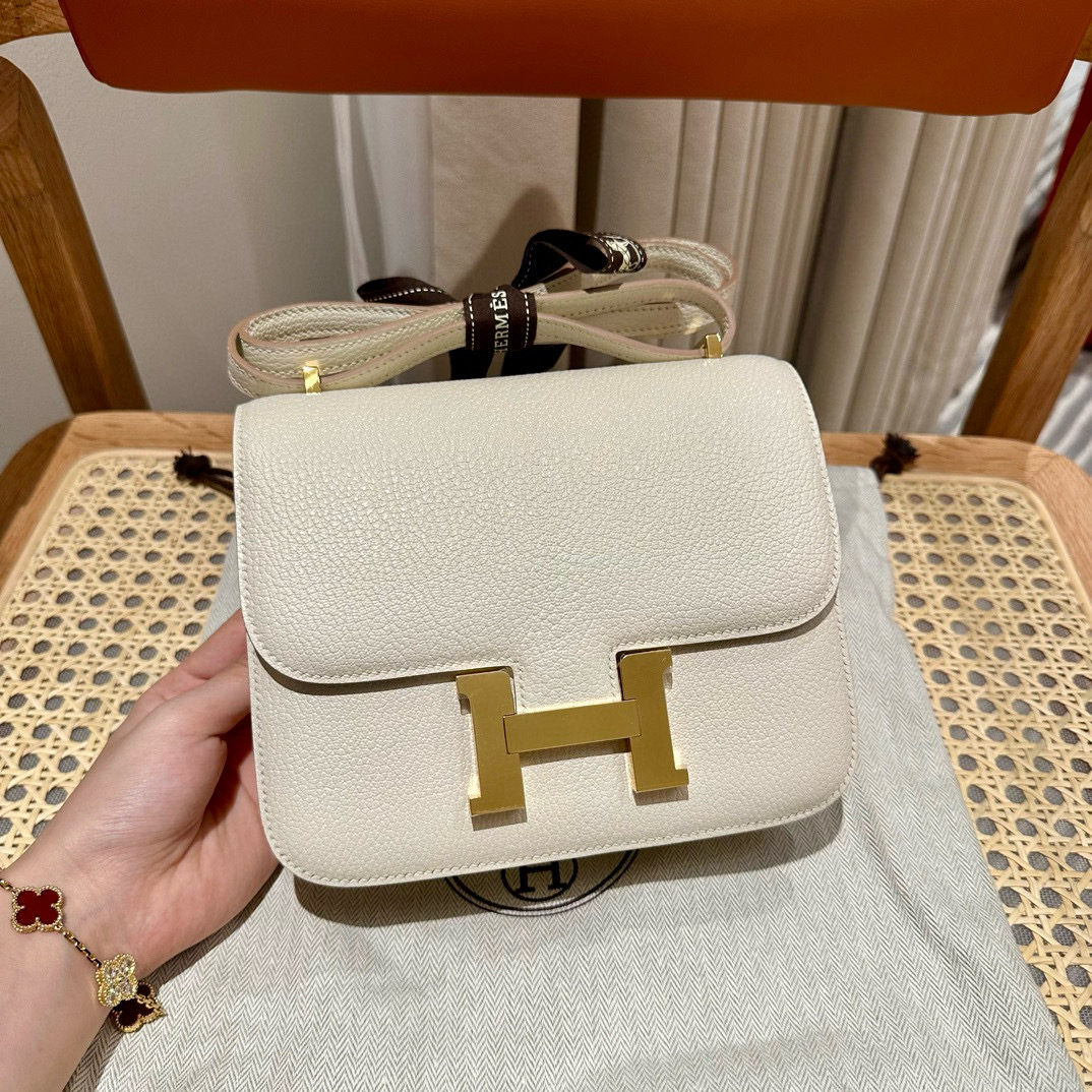 에르메스 Hermes Constance 19cm chèvre i2 Nata/gold